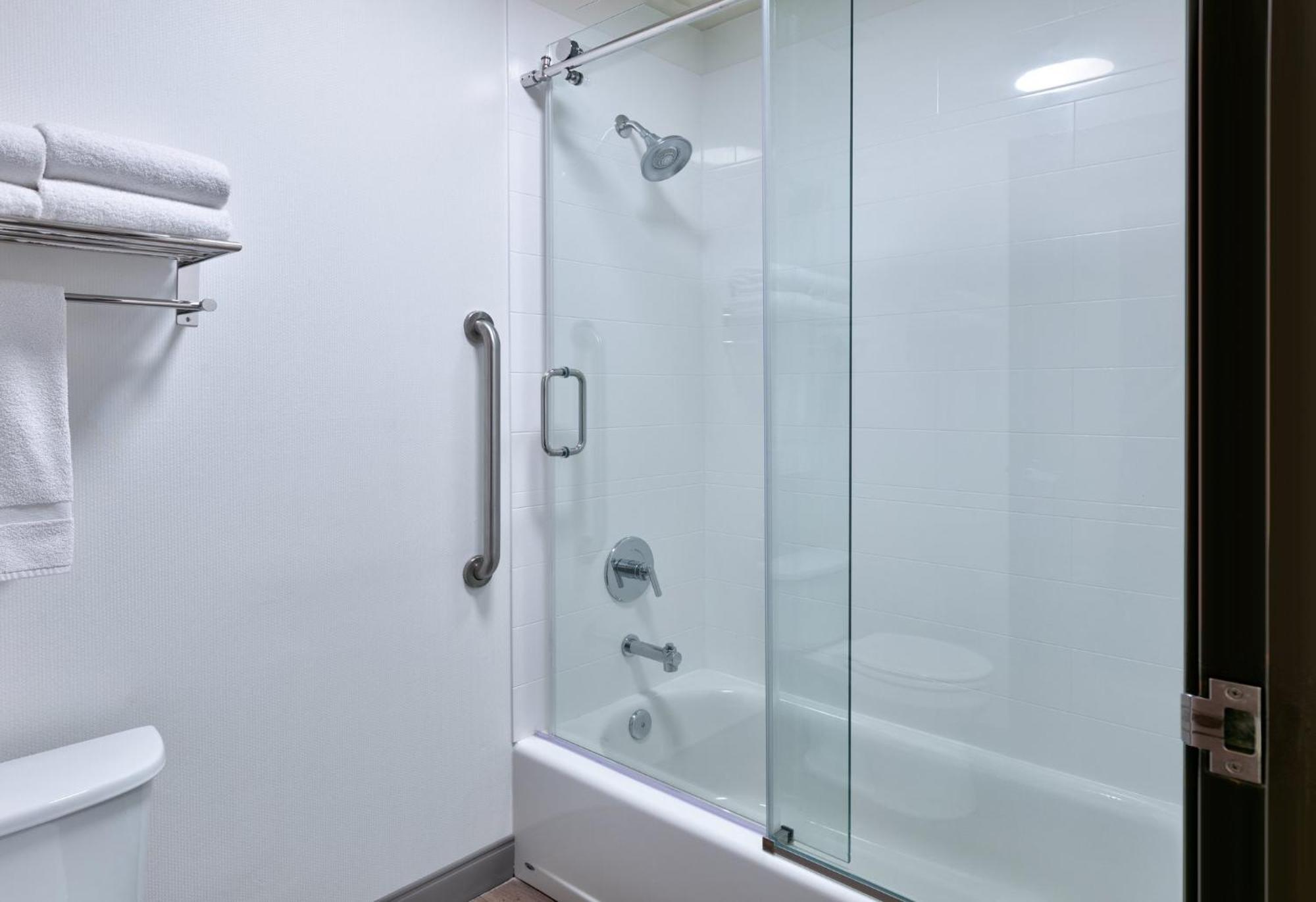 Holiday Inn Express Spokane-Valley By Ihg Spokane Valley Bagian luar foto